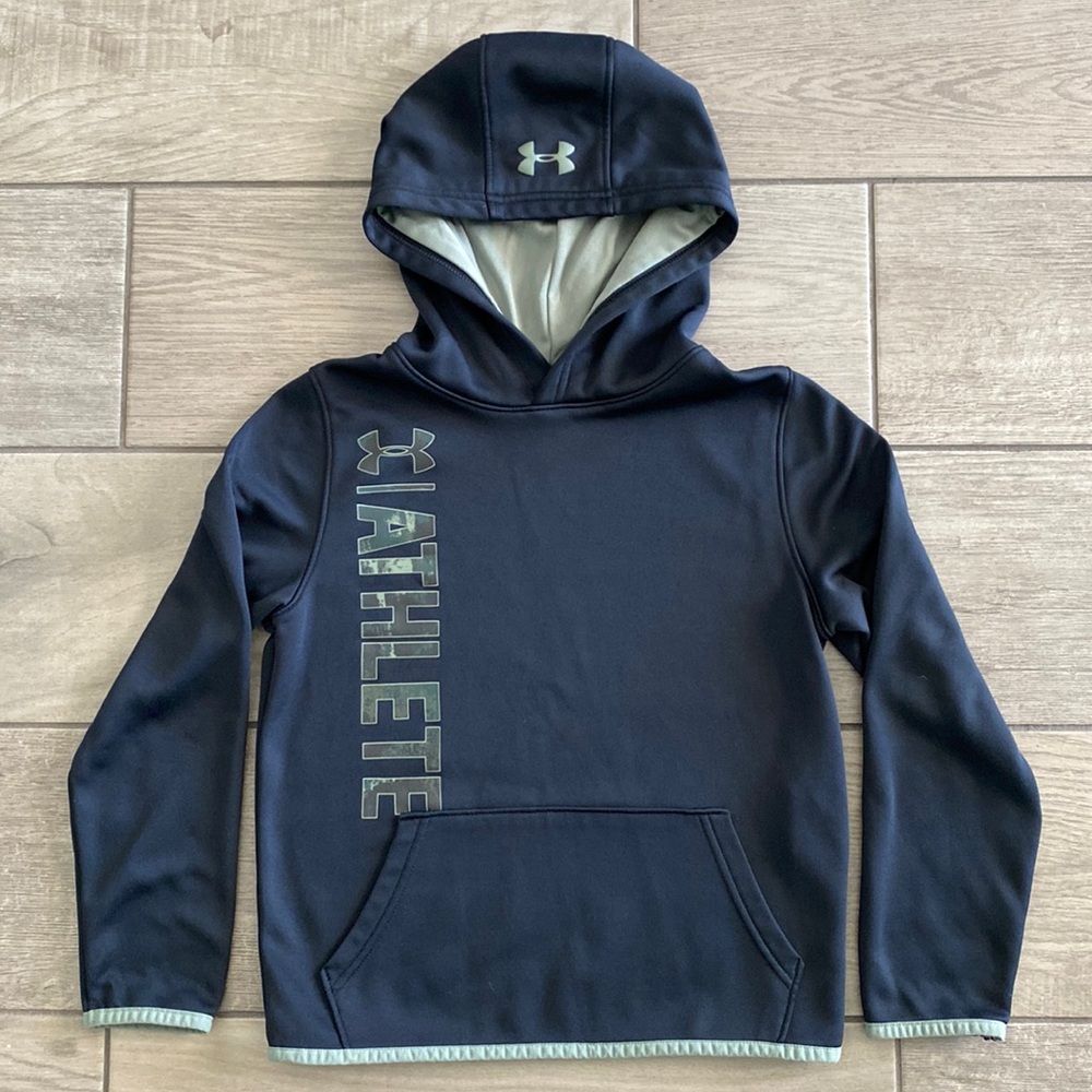 Boys Under Armour Black Hoodie/Pullover with Camo Athlete Graphic